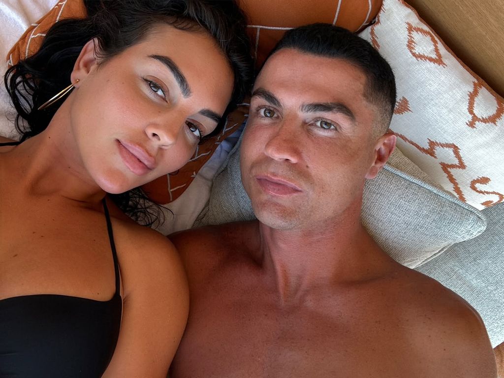Georgina Rodríguez y Cristiano Ronaldo de vacaciones.