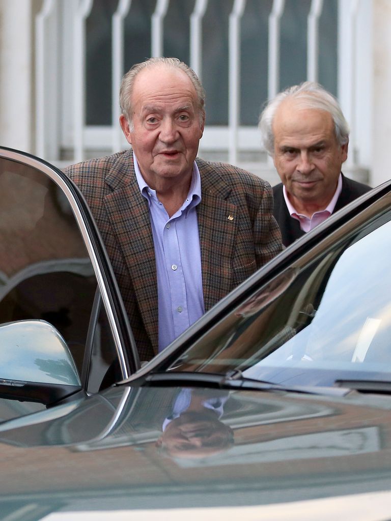 El rey Juan Carlos y Miguel Arias en Madrid el 23 de noviembre de 2015
