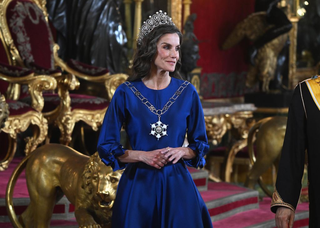 La reina Letizia durante la cena de gala ofrecida al Sultán de Omán en el Palacio Real de Madrid