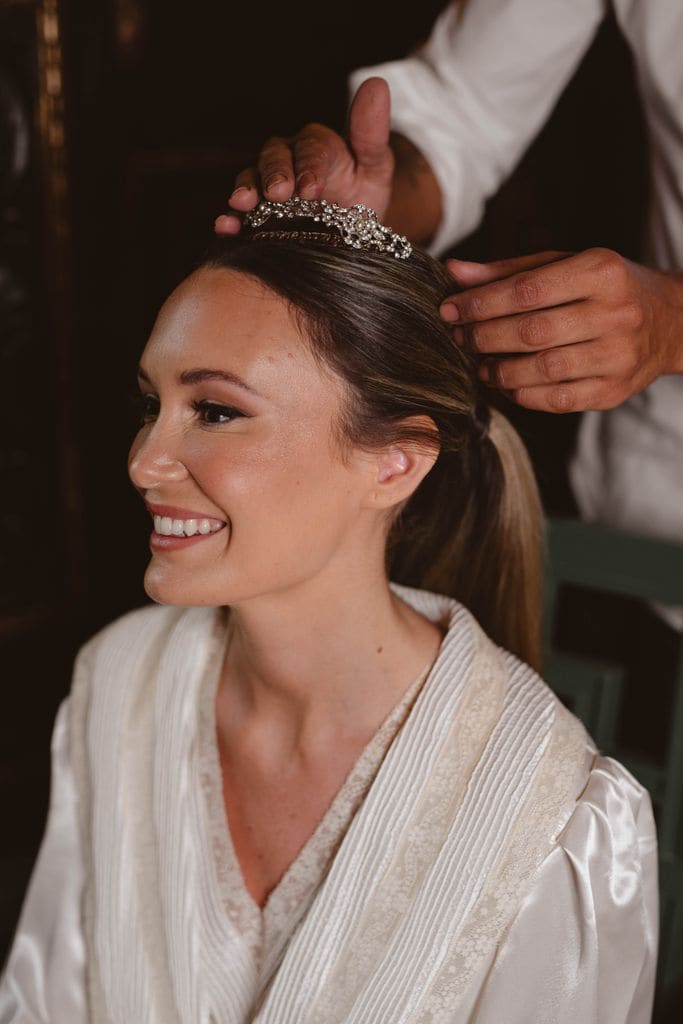 Novia con tiara