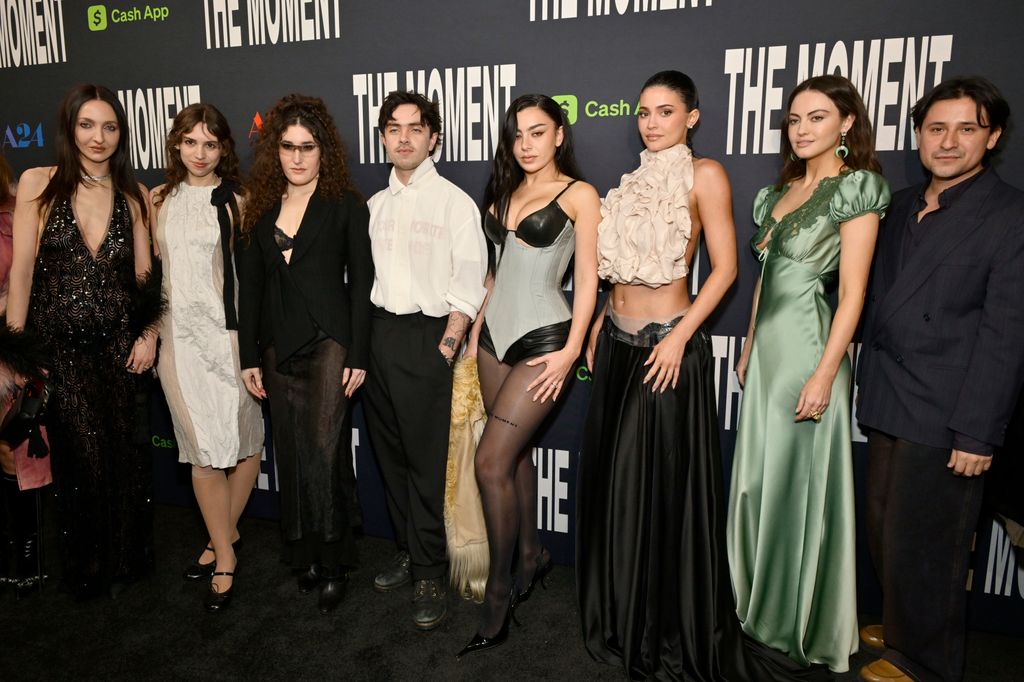 Tish Weinstock, Bertie Brandes, Kate Berlant, Aidan Zamiri, Charli XCX, Kylie Jenner, Trew Mullen y Richard Perez. 