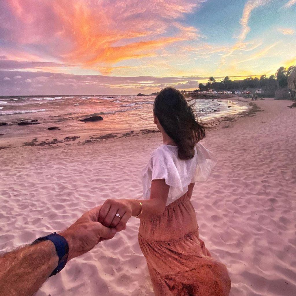 Carlos Ponce y Karina Banda están comprometidos