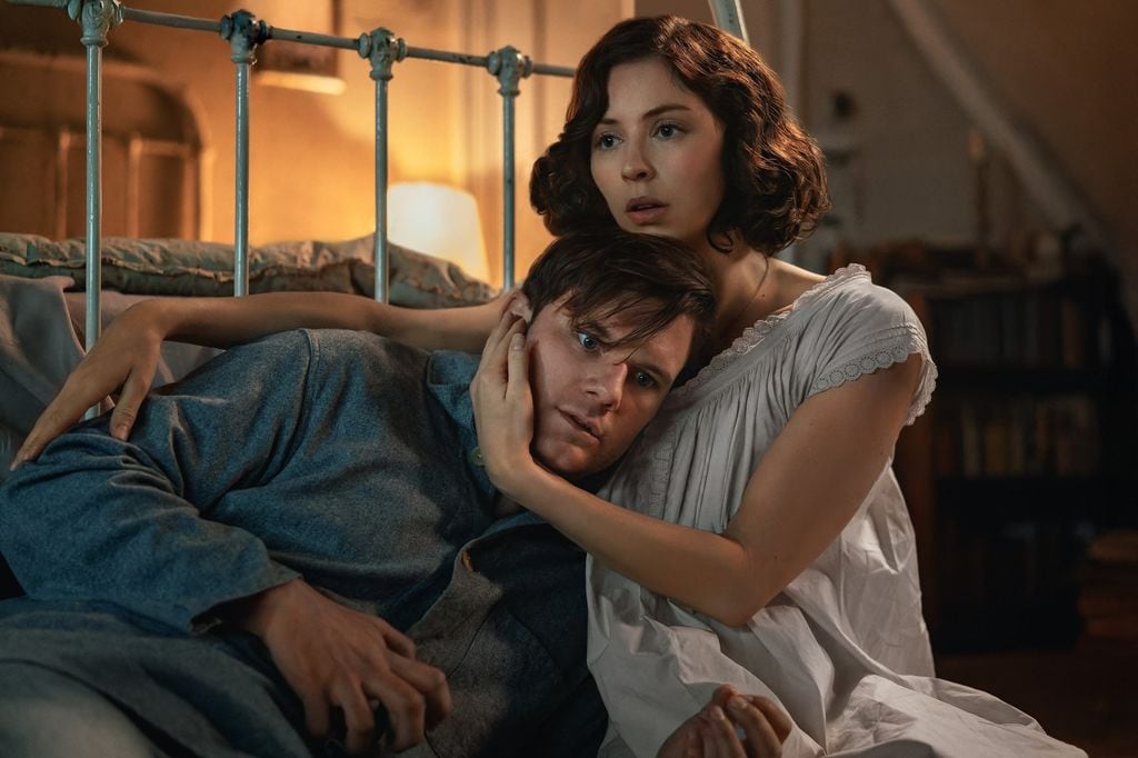 ¿Podían los padres de Claire viajar en el tiempo? Este y otros misterios se desvelan en Sangre de mi sangre