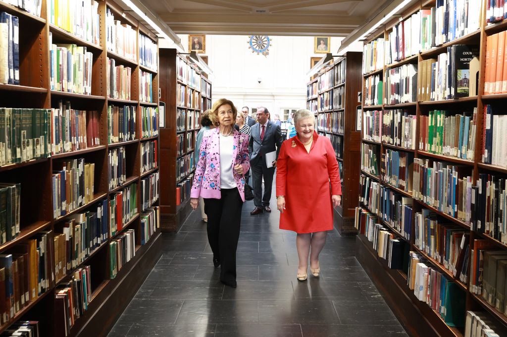 Doña Sofía en el II Simposio America Spain en Washington, 2025