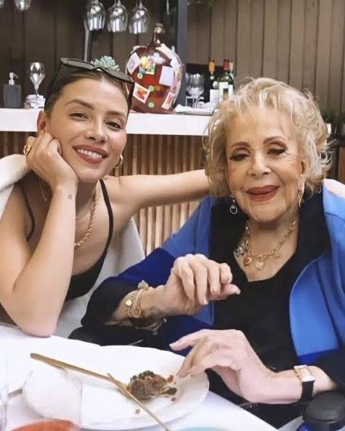 Michelle Salas y Silvia Pinal