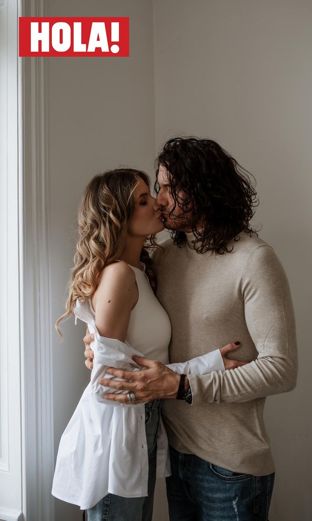 Mario Cimarro y su futura esposa, Broni