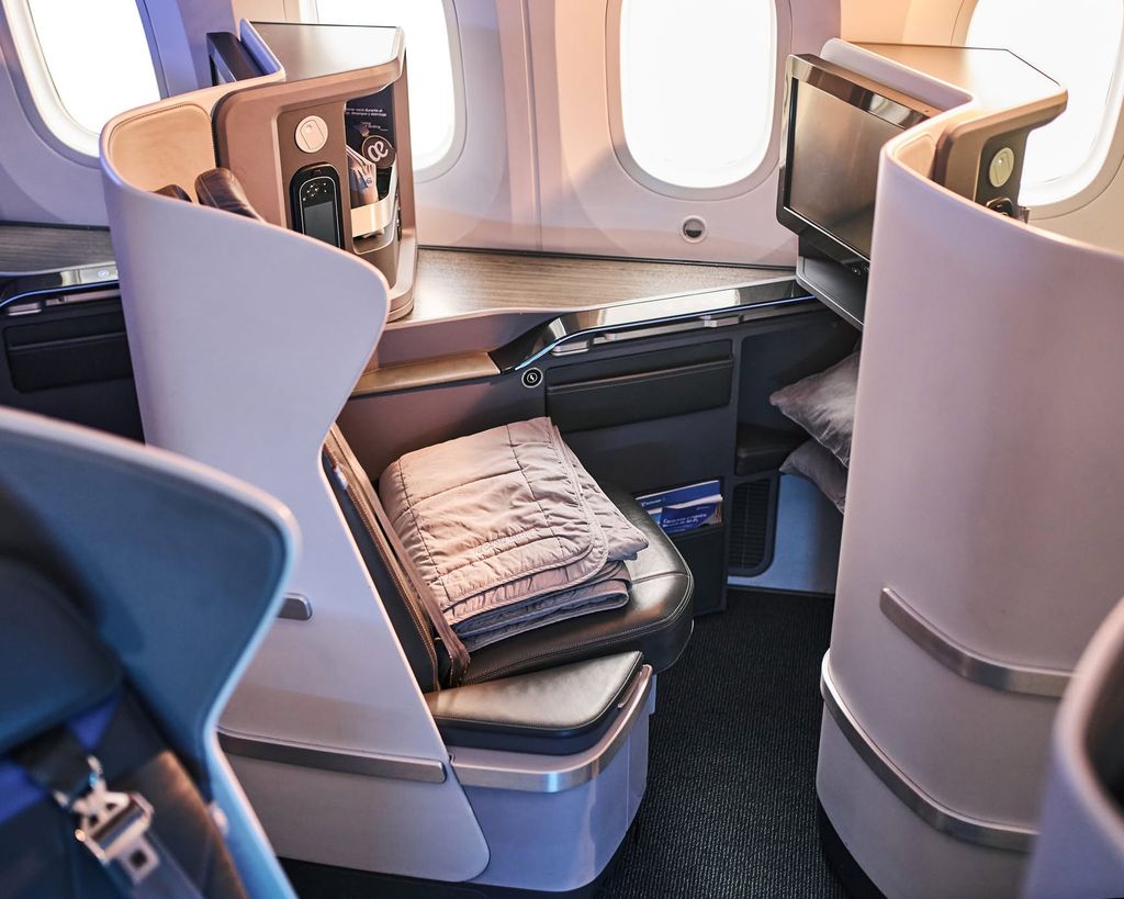 Detalle de uno de los asientos de Business Class, en el avión Boeing 787 Dreamliner de Air Europa.