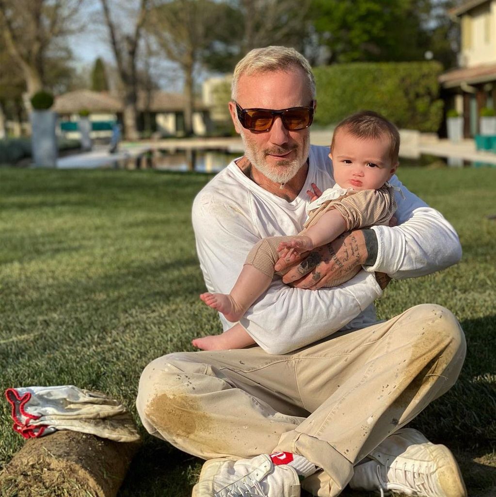 Sharon Fonseca, Gianluca Vacchi y su hija Blu Jerusalema