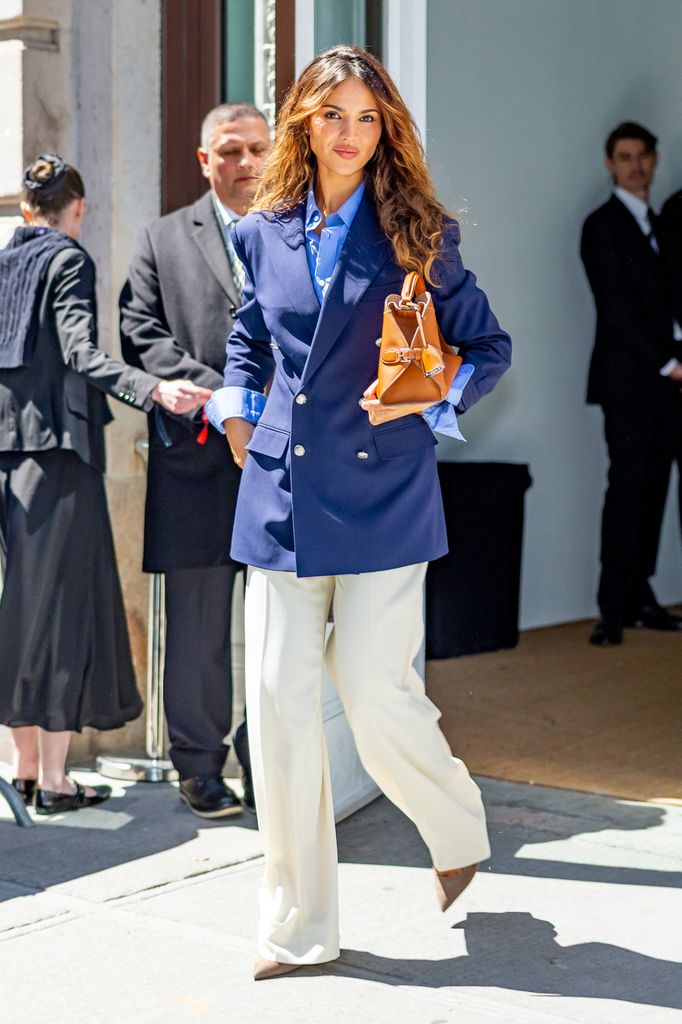 Eiza González en el desfile de Ralph Lauren en Nueva York