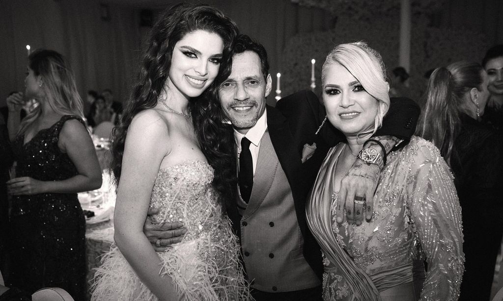 Marc Anthony y Nadia Ferreira HOLA4096OK