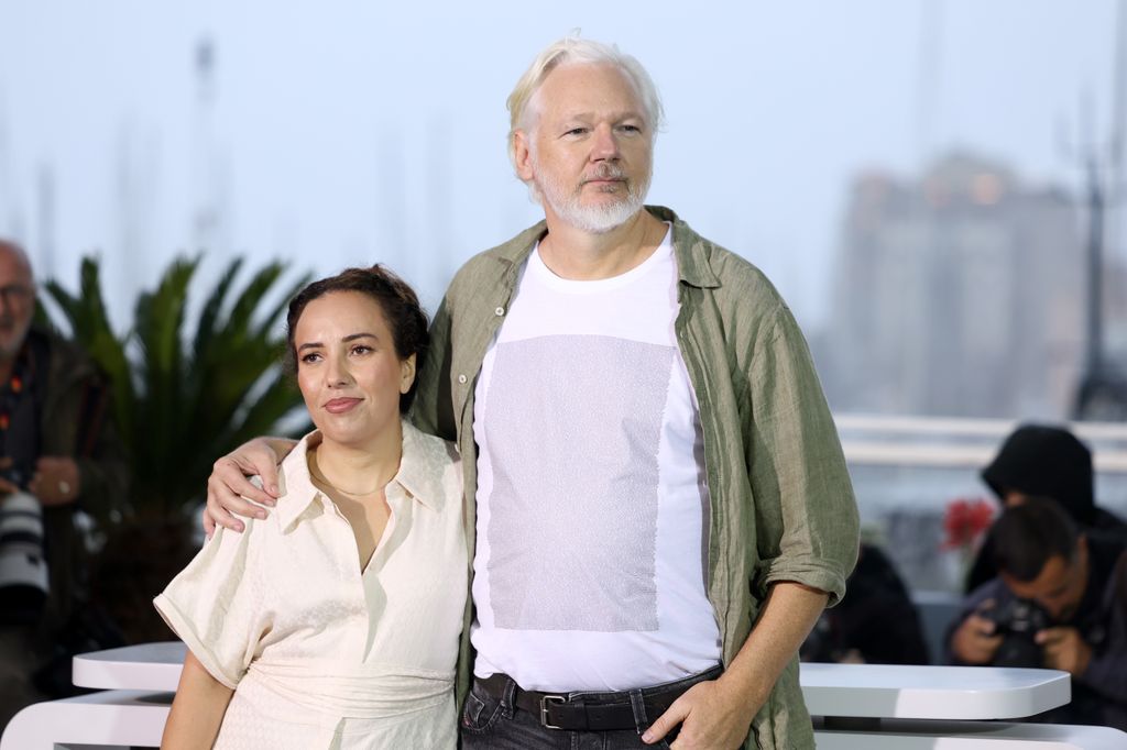 Julian Assange y Stella Assange en mayo de 2025