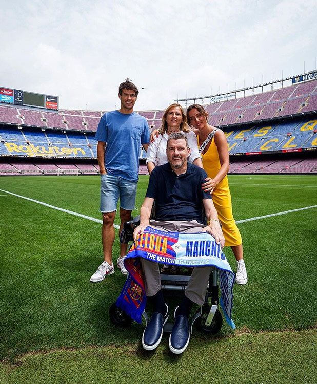 Juan carlos Unzué con su mujer, su hijo Aitor y su hija María 