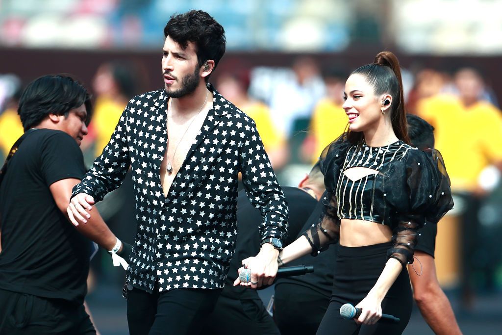  Sebastian Yatra y Tini Stoessel cantaron juntos en la Copa Libertadores 2019