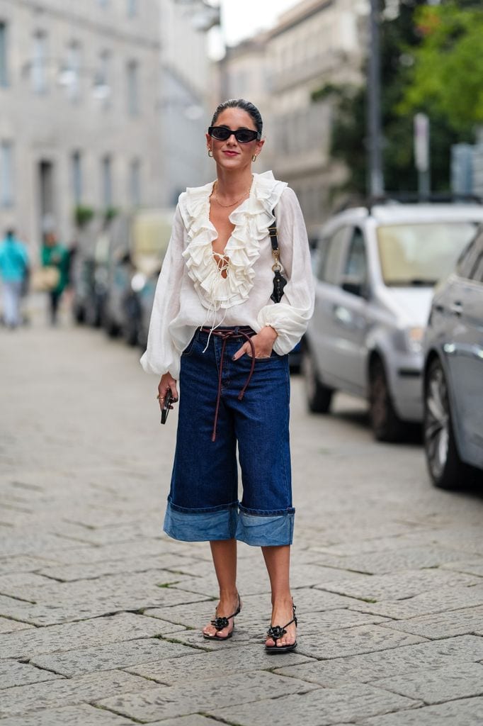Cómo llevar las blusas bohemias que son tendencia en primavera 2025