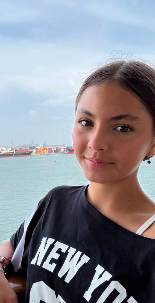 Rafaela ha concluido sus clases y actualmente disfruta de las vacaciones de verano junto a su mamá.