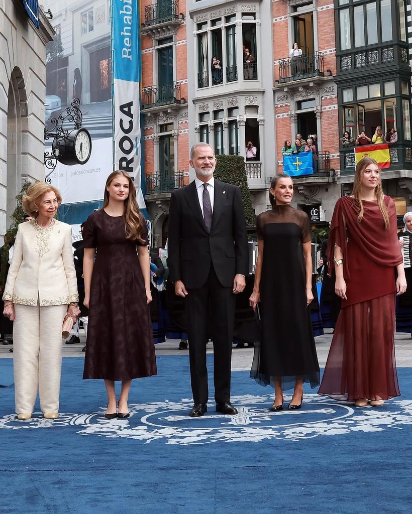 La Familia Real radiante en el evento