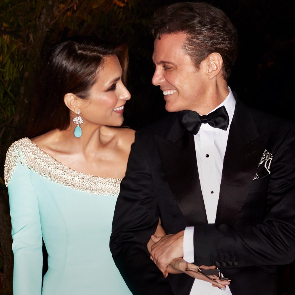 HO4161 LUIS MIGUEL y Paloma Cuevas
