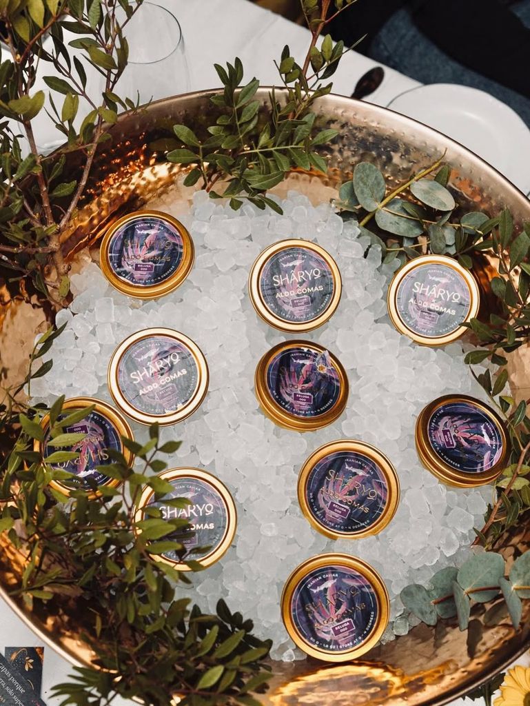 Las latas de caviar diseñadas por Aldo Comas