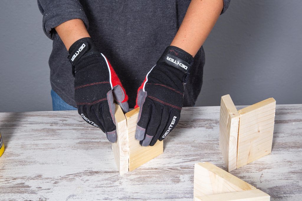 presentar las piezas de madera