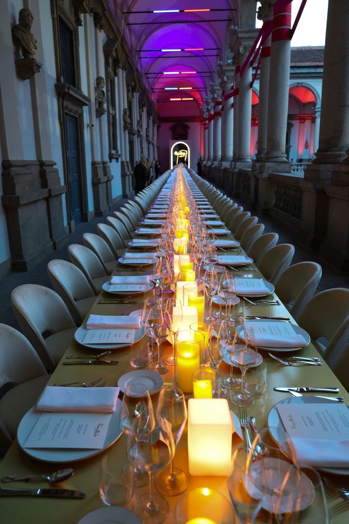 Los 140 invitados pudieron disfrutar de una cena de gala, que contó con los platos del chef con dos estrellas Michelin Antonio Guida.
