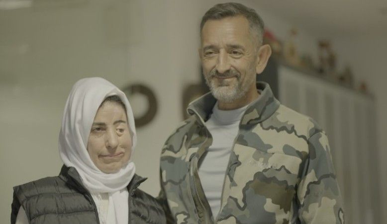 Pedro Cavadas lleva más de dos décadas viajando a África para realizar cirugías reconstructivas gratuitas a pacientes sin acceso a tratamientos especializados