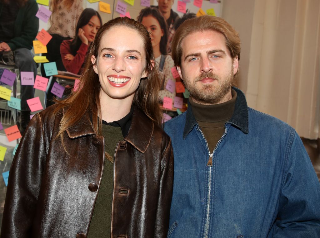 Maya Hawke con su novio, Christian Lee Hutson, en el estreno de 'John Proctor Is The Villain' en Broadway