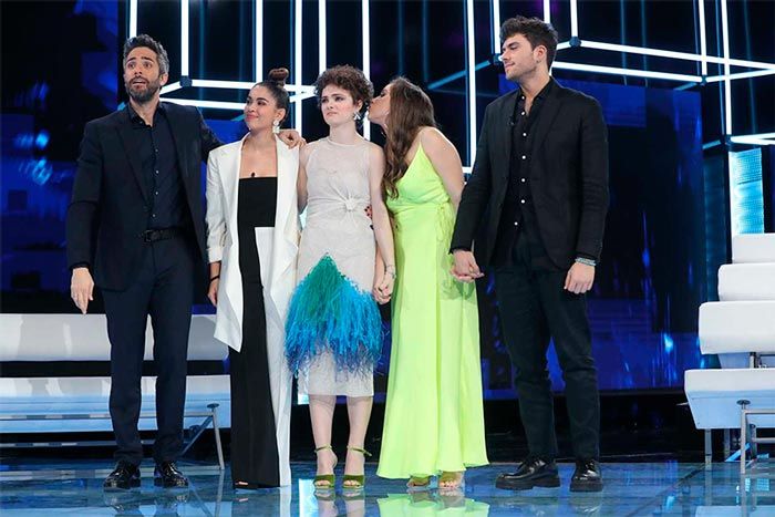 Anajú, Anne, Eva y Javy 