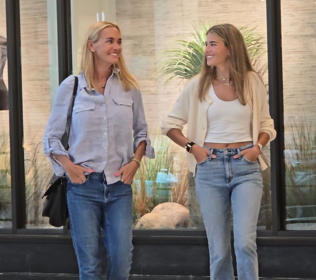Vanessa Trump fue vista por primera vez junto a su hija Kai Trump durante un paseo por un centro comercial local en West Palm Beach, Florida.