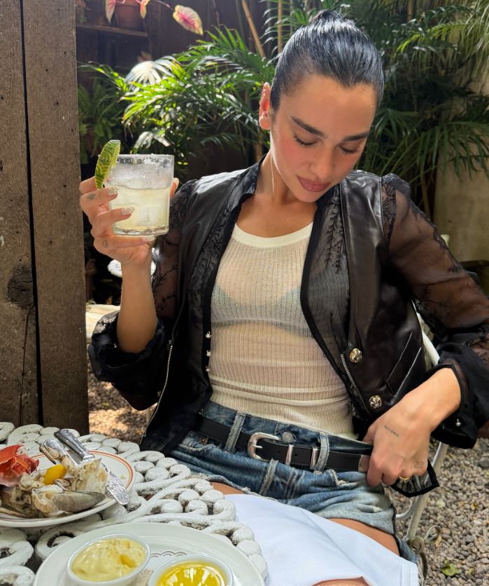 La buena mesa, una de las pasiones de Dua Lipa. 