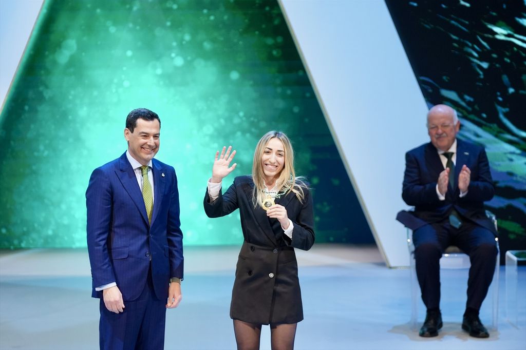 Medalla de Andalucía del Deporte para la futbolista Olga Carmona