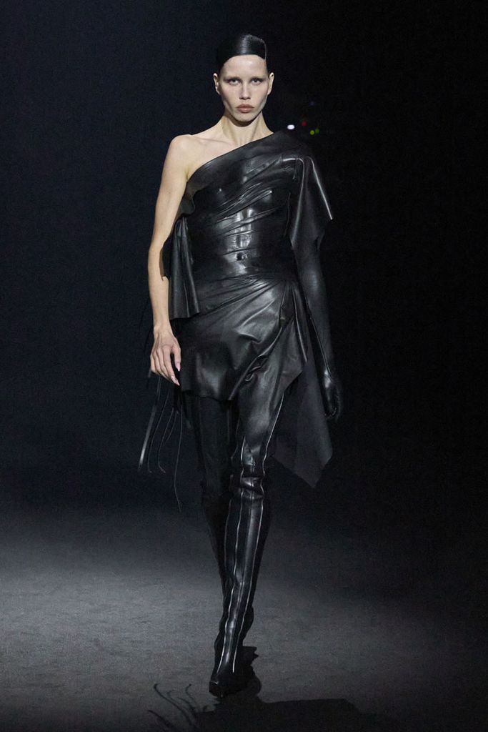 mugler003a