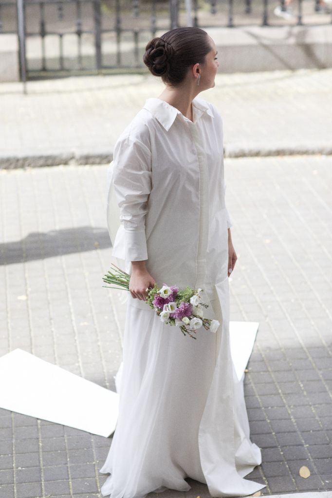 Ramos de novia con flores moradas pequeño