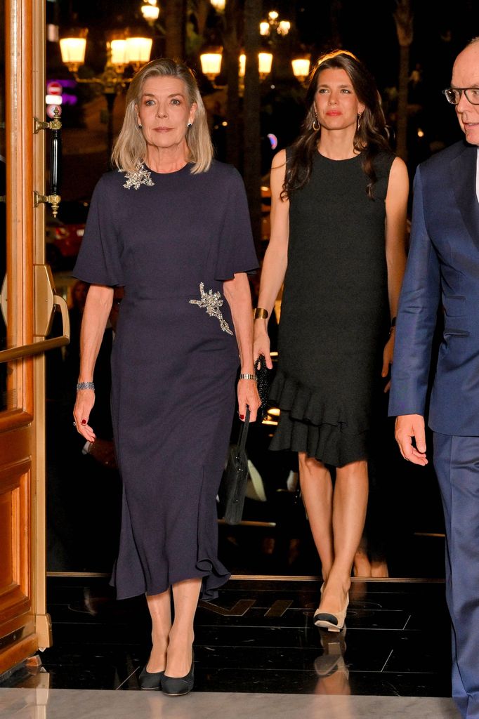 Carlota Casiraghi y Carolina de Mónaco, la magia de la sobriedad en un evento de madre e hijas