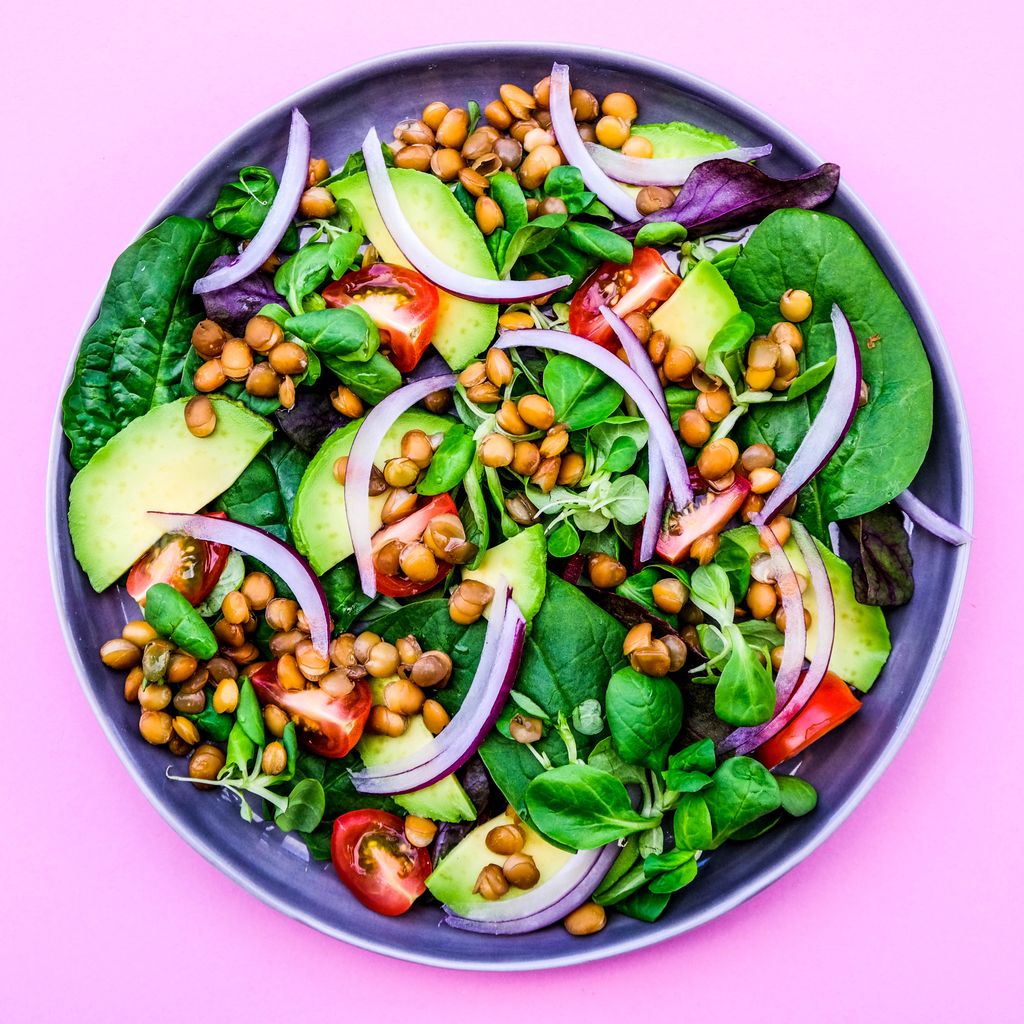 Ensalada de lentejas con aguacate