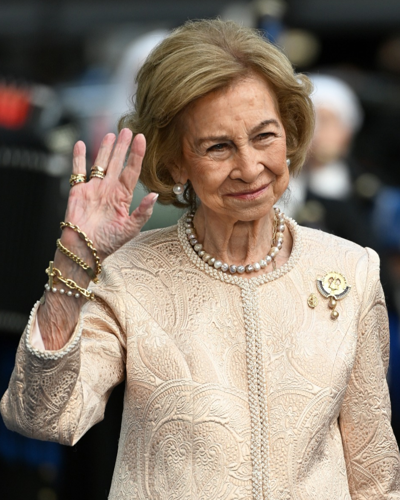 El broche de la reina Sofía de perlas, diamantes y zafiros