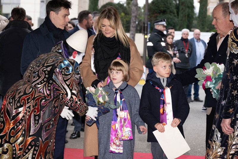 Jacques y Gabriella de Mónaco con los hijos de Estefanía de Mónaco