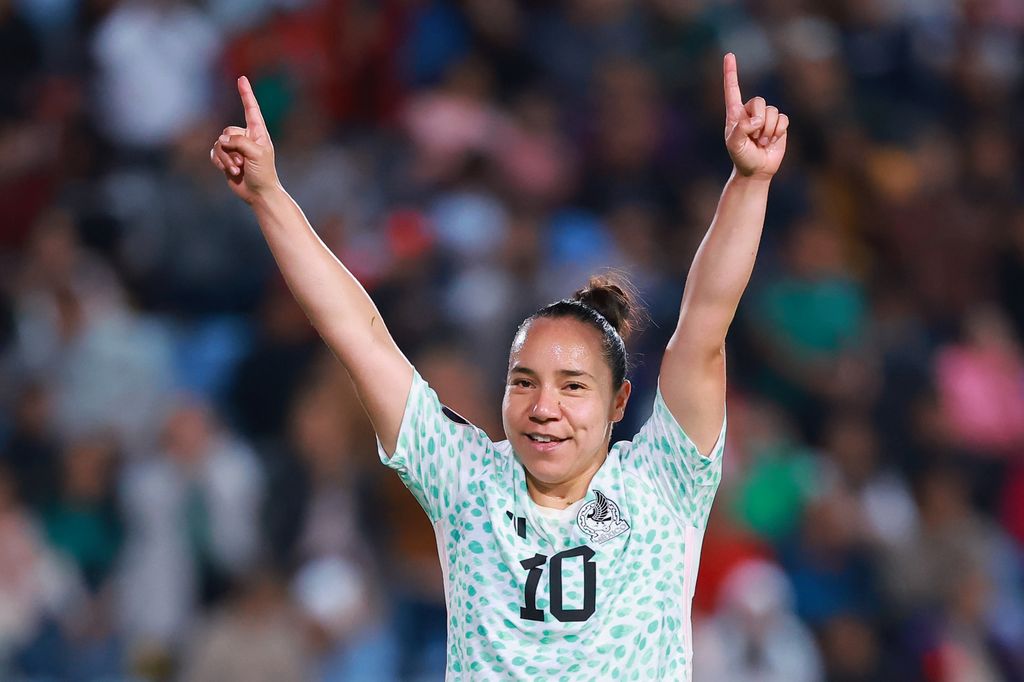 La mexicana Charlyn Corral ha recibido un merecido reconocimiento como goleadora.
