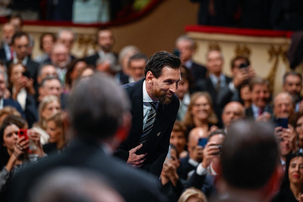 LA REVERENCIA DE MESSI