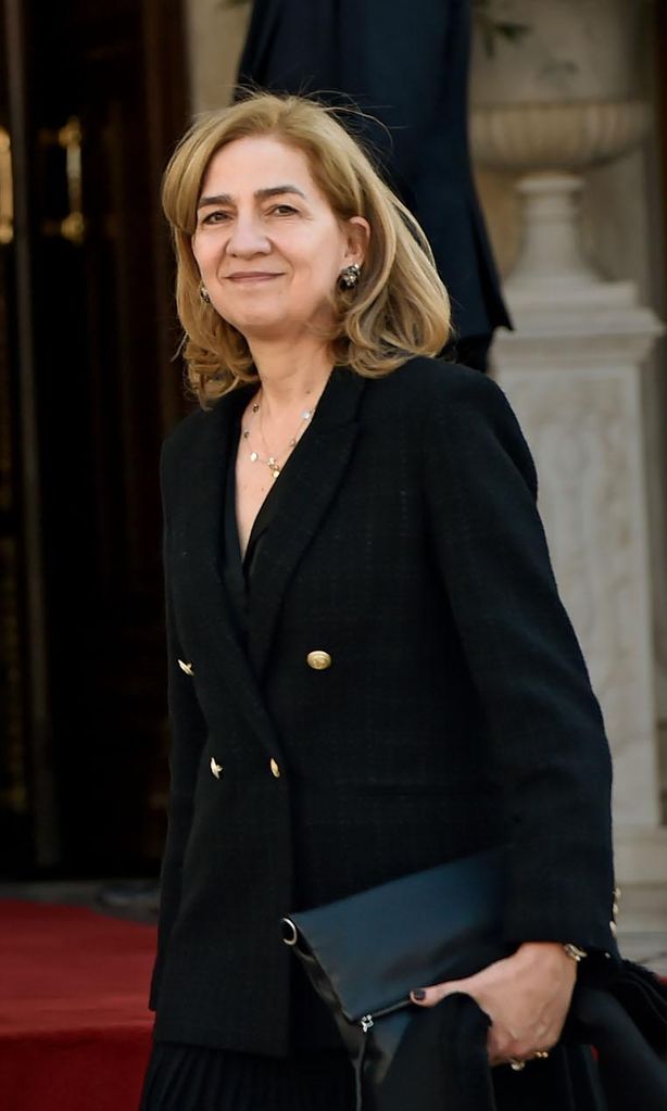 INFANTA CRISTINA HOLA4101