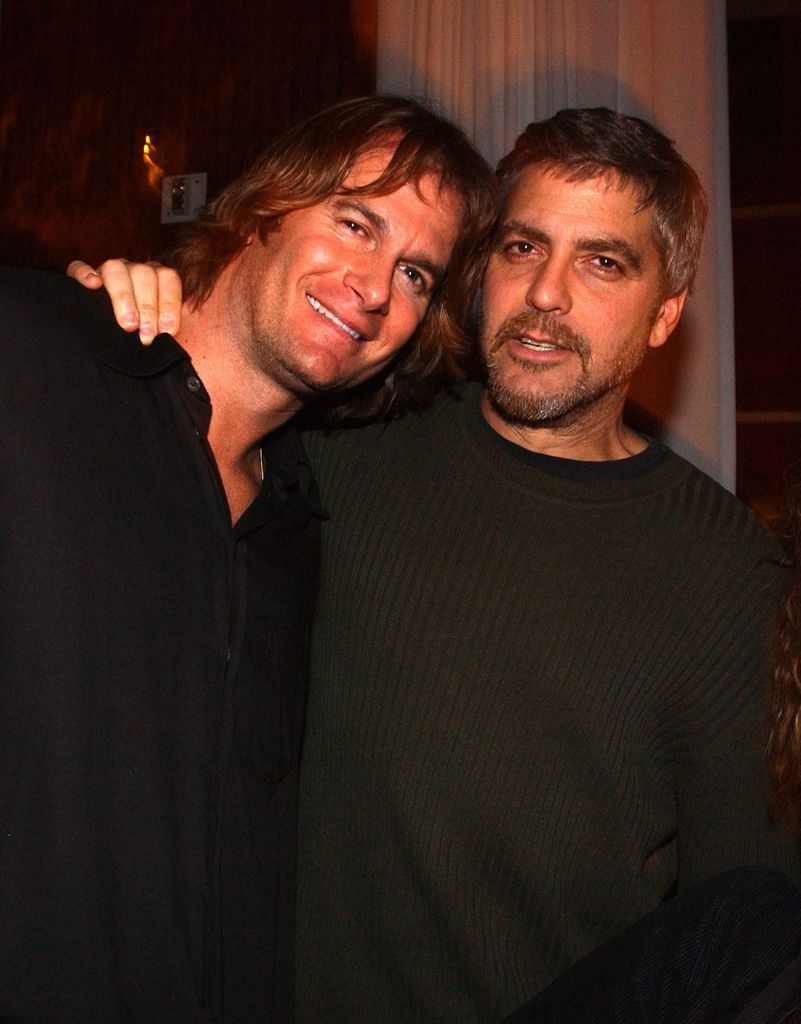 Rande Gerber y George Clooney tienen una amistad de años; aquí en un evento en Las Vegas en 2003.