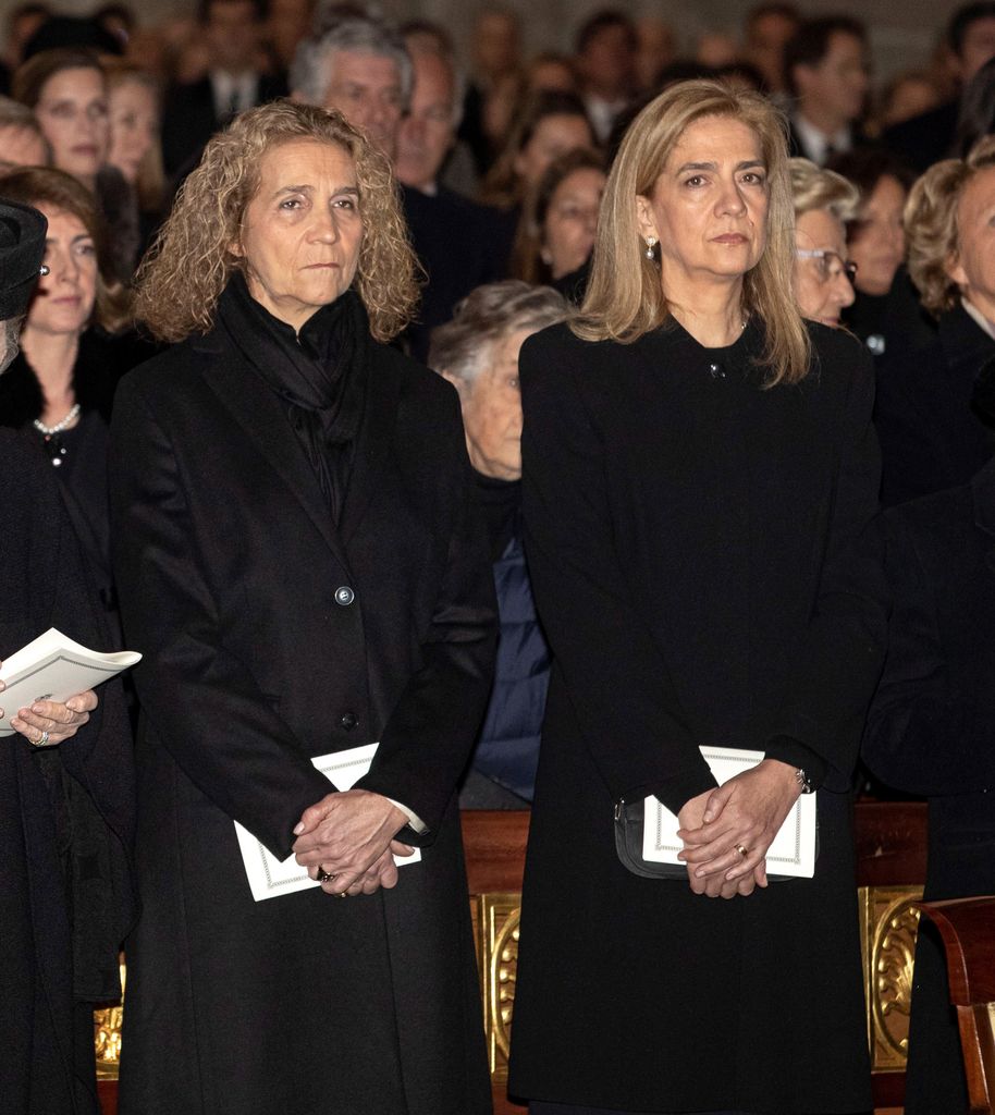 Las infantas Elena y Cristina, en una imagen de archivo