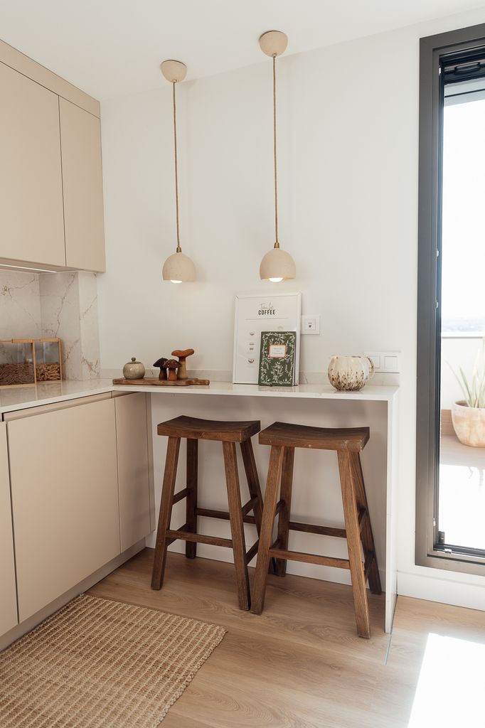 Zona de ‘office’ en la cocina del ático de @Patriwhitehouse