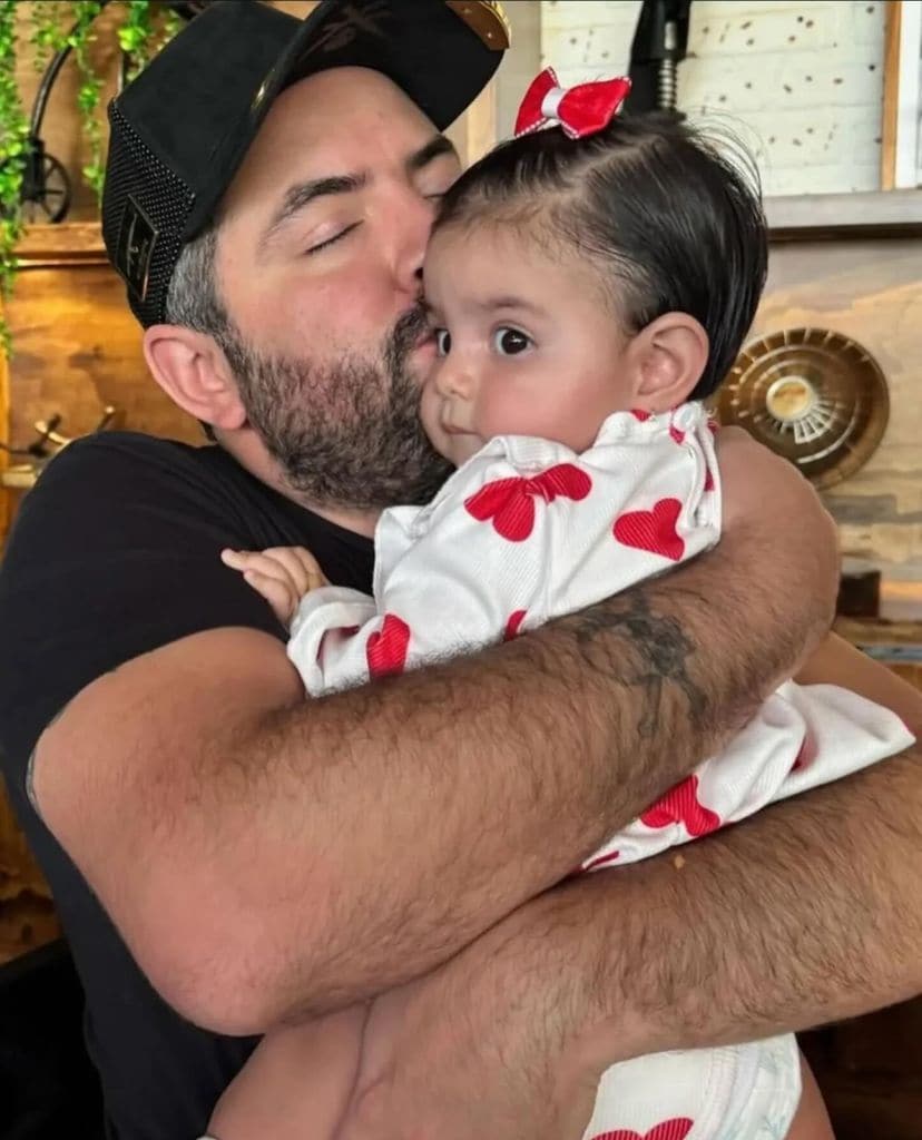 José Eduardo Derbez con su amada hija Tessa.