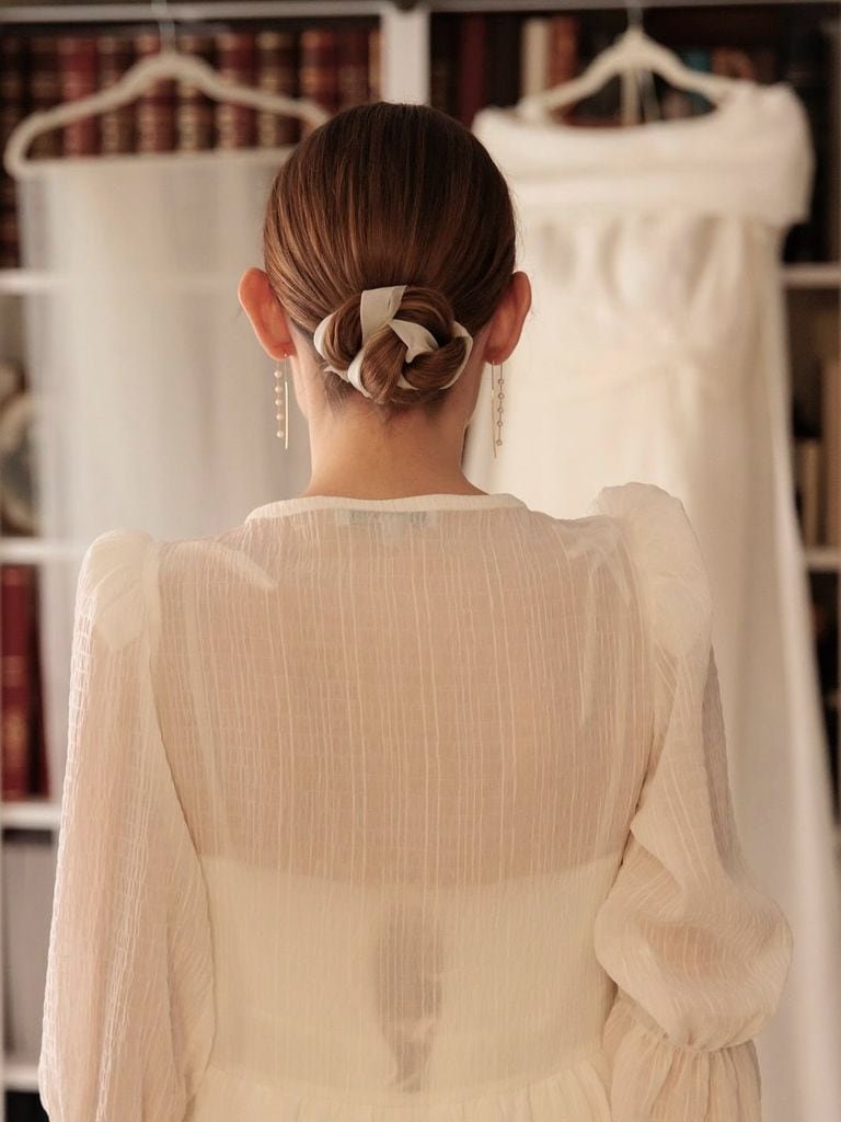Peinados de novia para pelo corto moño