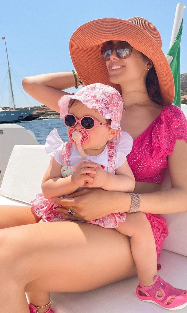 Sharon Fonseca y su hija Blu