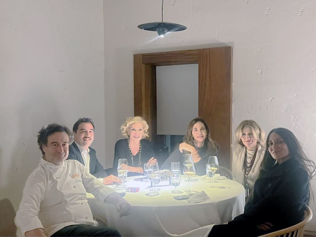 Mariló Montero, Pepe Rodríguez y Huga Rey celebrando el éxito de Mariló Montero en la última edición de Masterchef