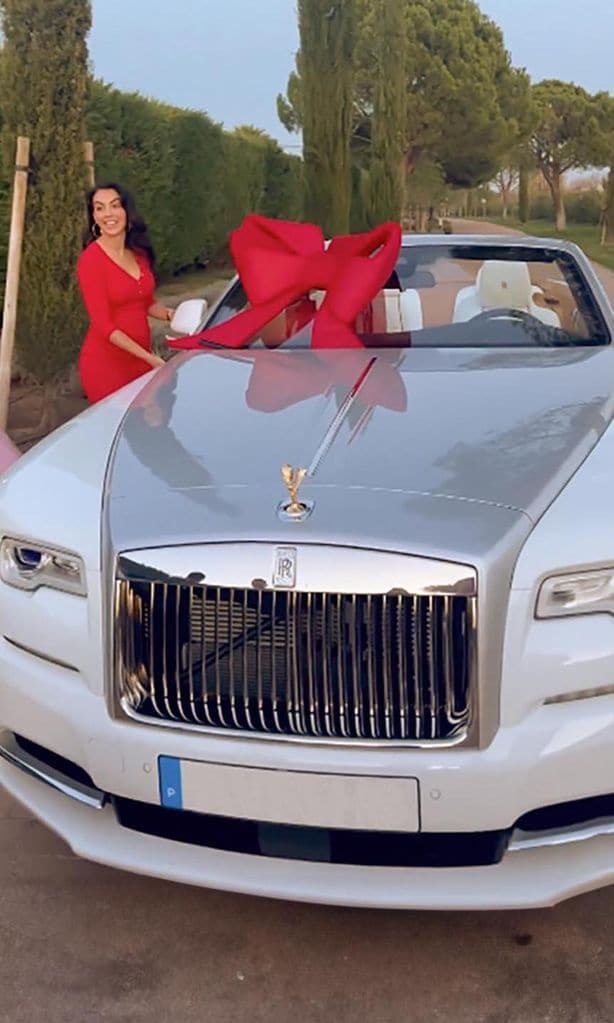 Celebrities Coches HOLA 4159