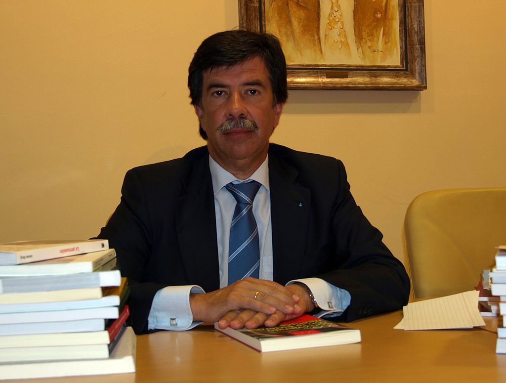Fue el primer Defensor del Menor de la Comunidad de Madrid