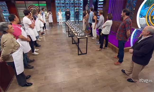 Los concursantes de MasterChef y sus familiares en el primer programa post-covid