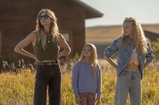 Beau Garett como Abigail Reese, Alaina Pollack como Macy Reese y Amiah Miller como Bridgett Reese